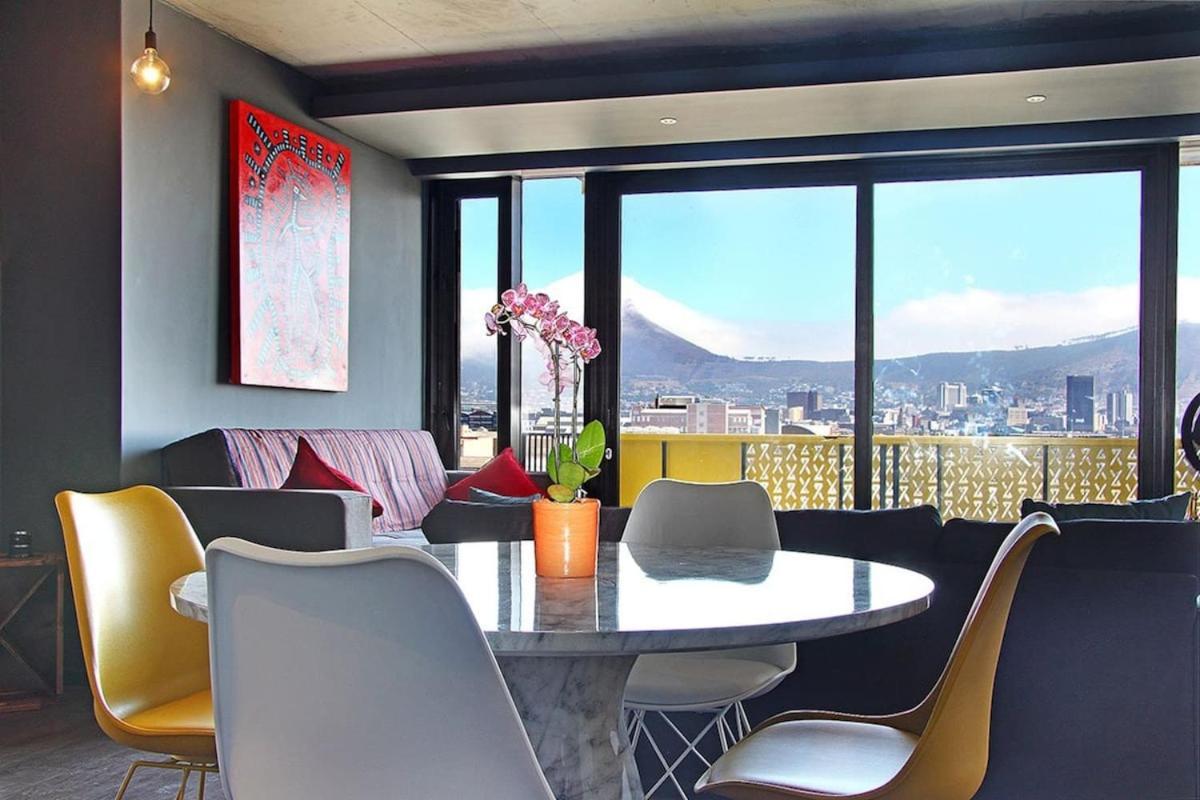 شقة Urban Chic Wex1 Mountain Views Pool Entertainment كيب تاون المظهر الخارجي الصورة