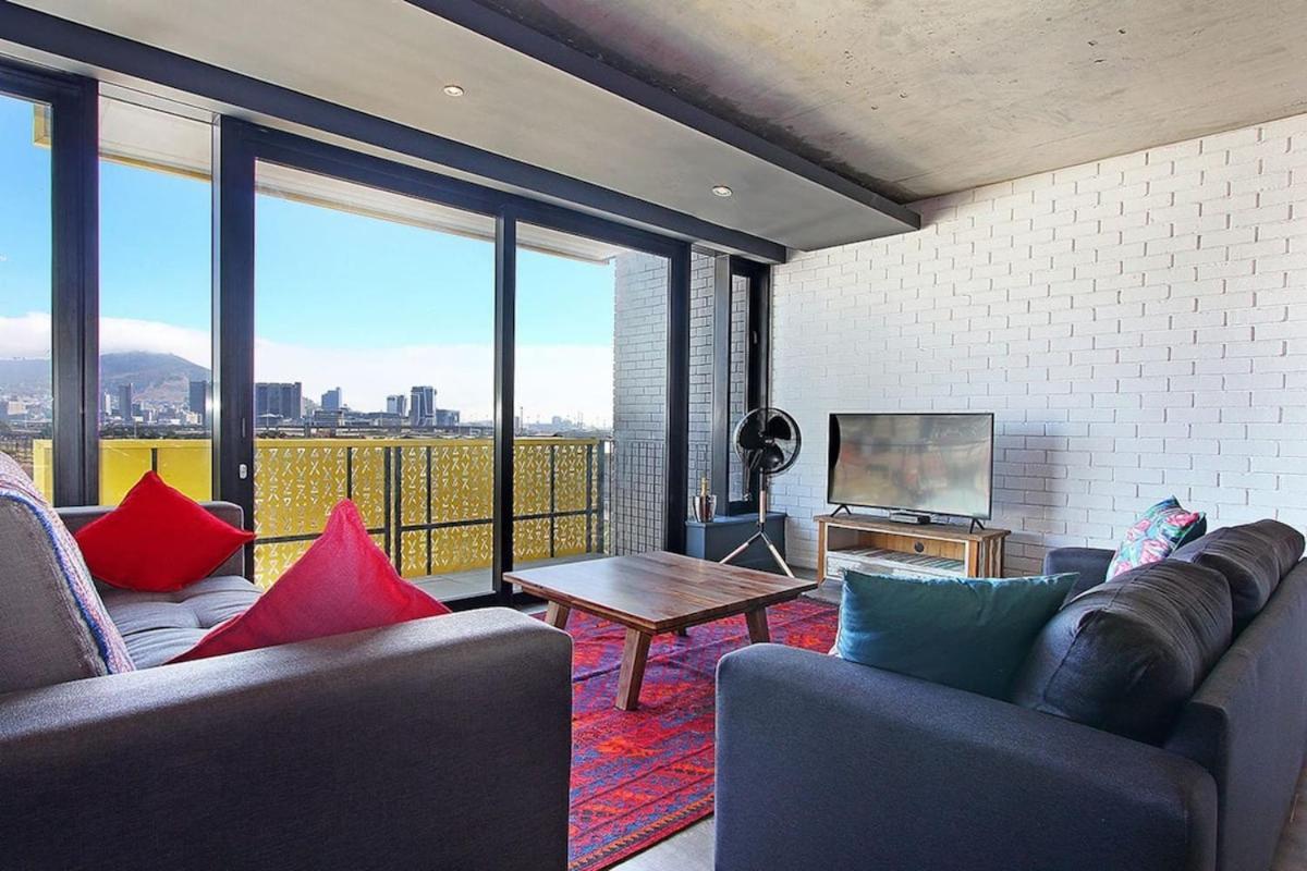 شقة Urban Chic Wex1 Mountain Views Pool Entertainment كيب تاون المظهر الخارجي الصورة